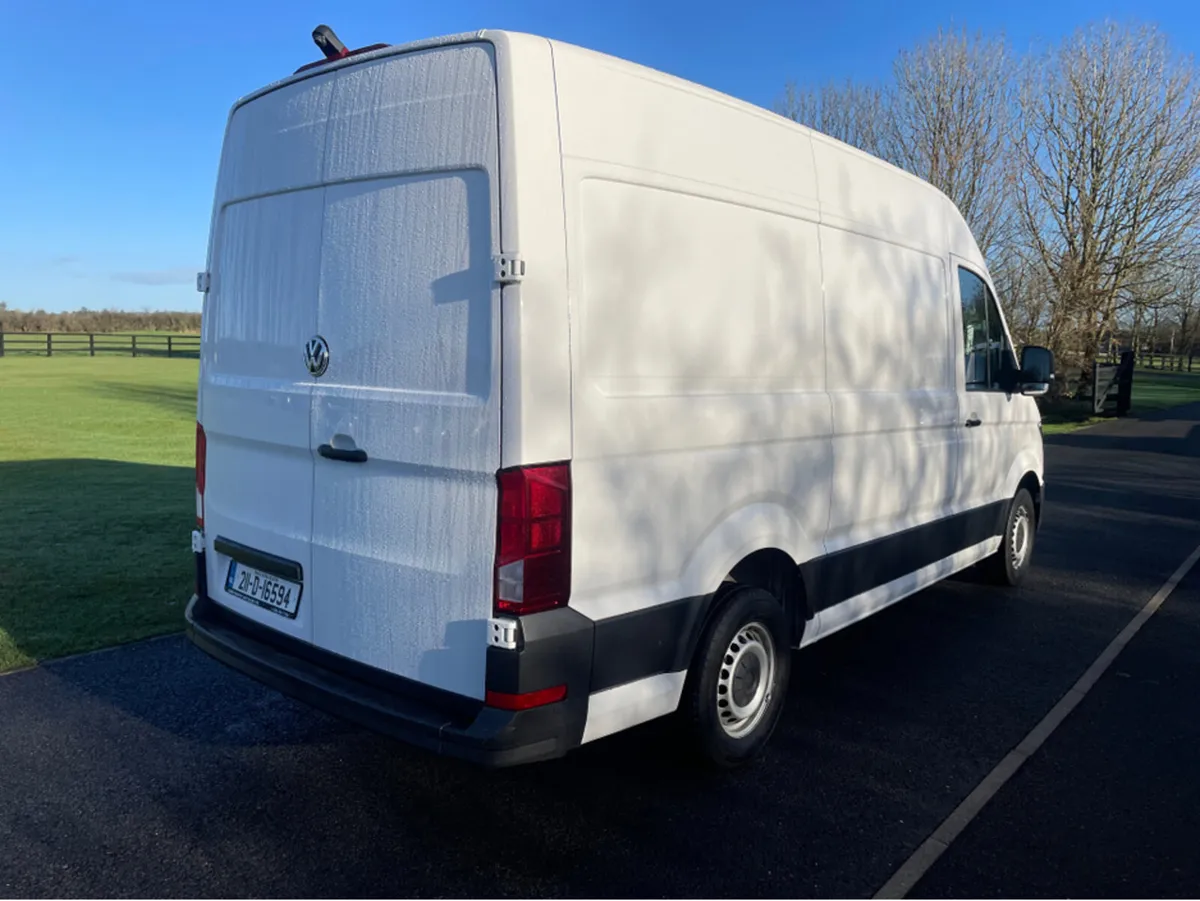 Volkswagen Crafter 35 MWB 140HP MANUAL 6SPEED FWD - Image 3