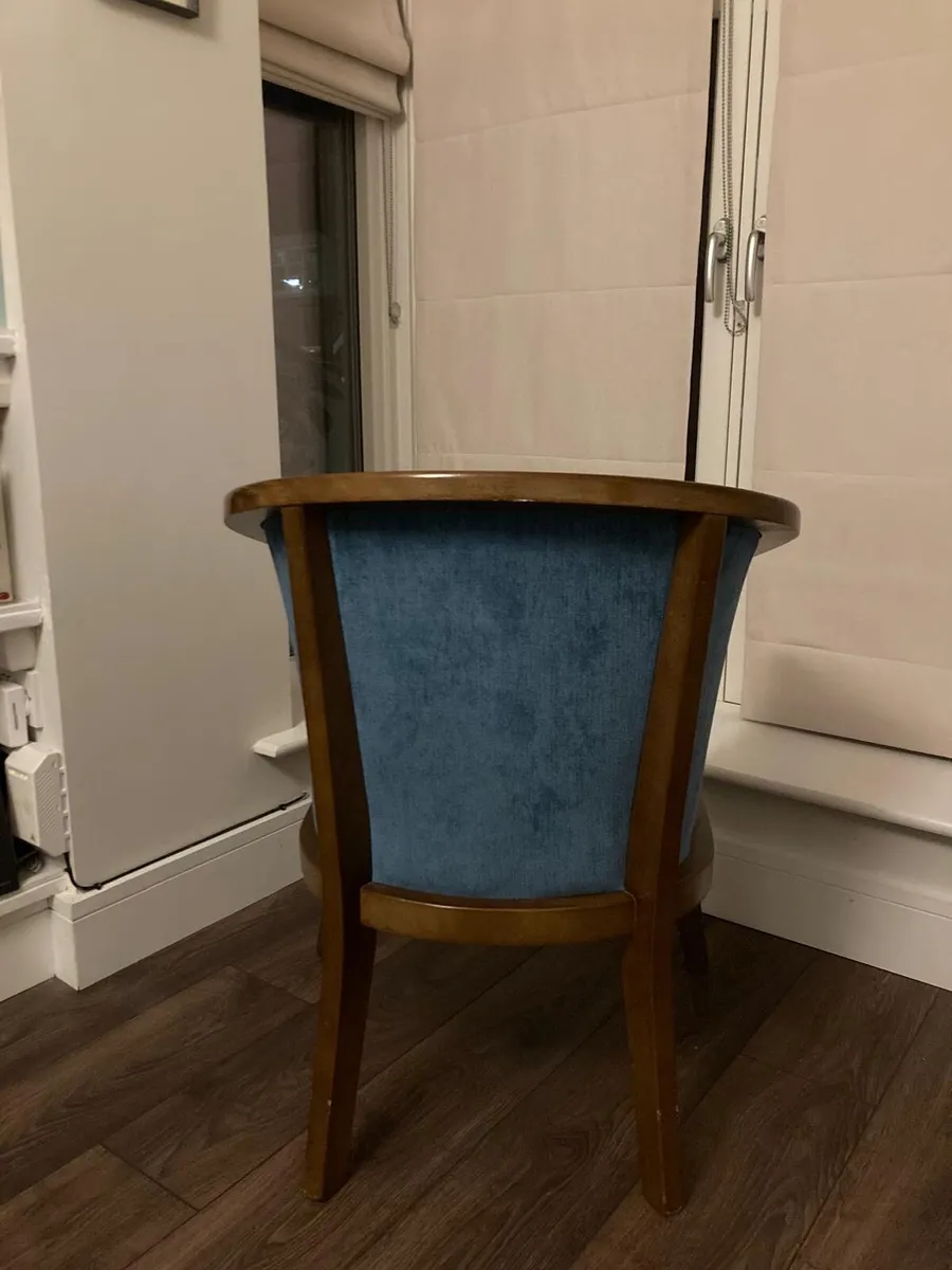 Vintage mid-century tub chair - Image 2