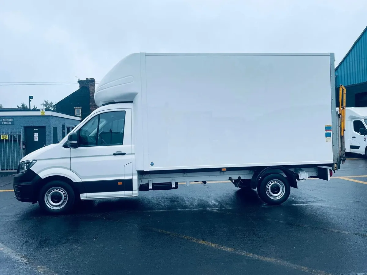 2021 Volkswagen Crafter Luton Box Van - Image 1