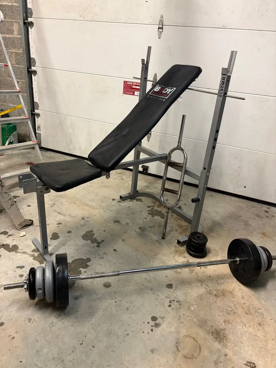 Gym bench and weights - Image 4