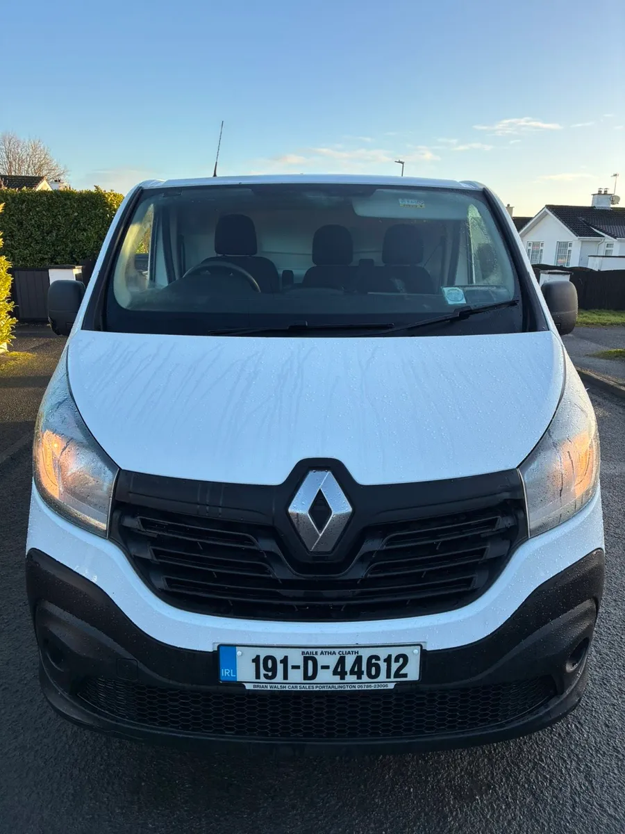 2019 Renault Trafic - Image 1
