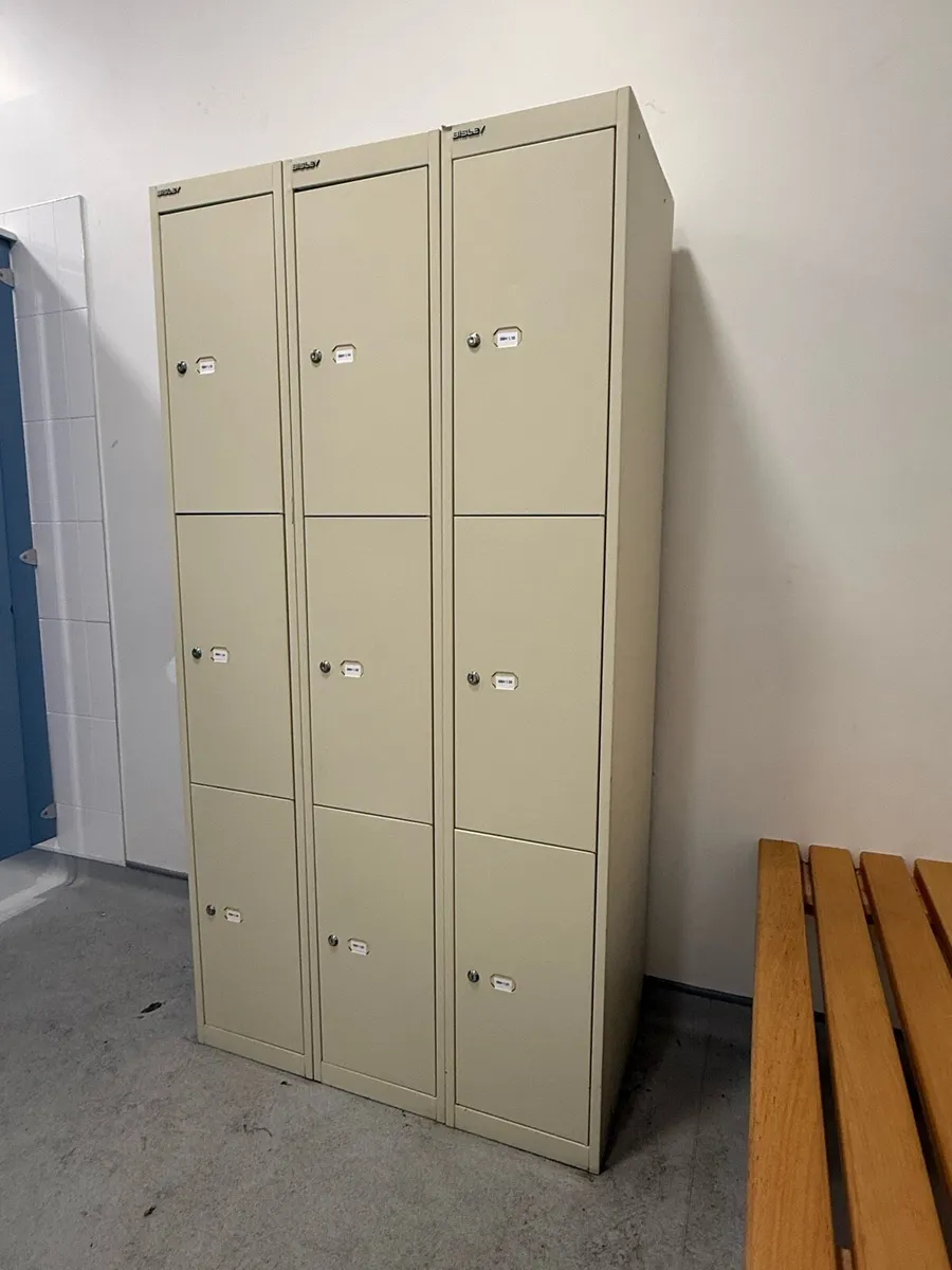 3-Door Metal Lockers With Keys-Multiple Available - Image 1