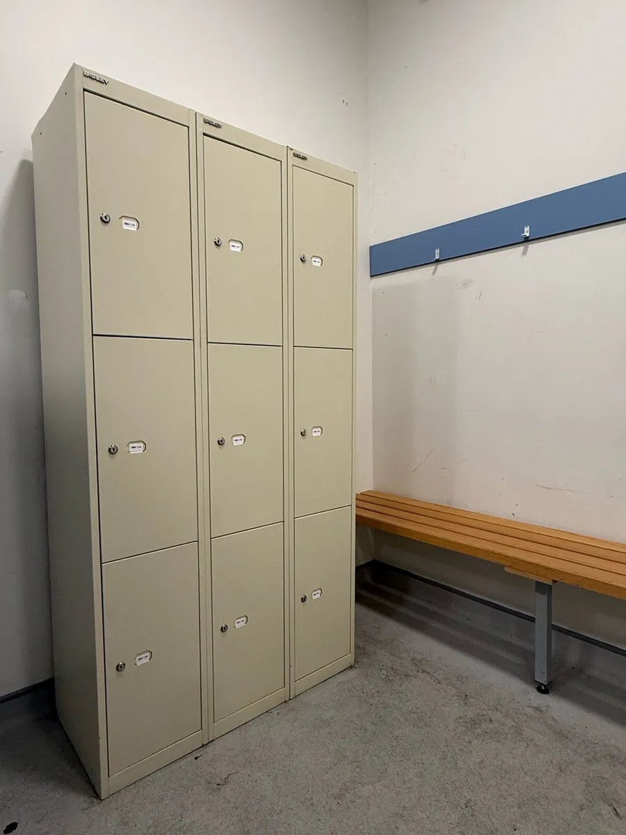 3-Door Metal Lockers With Keys-Multiple Available - Image 2