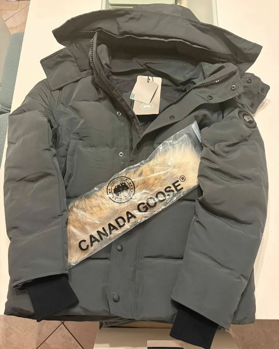 Canda Goose Parka Jacket Black Badge - Image 2