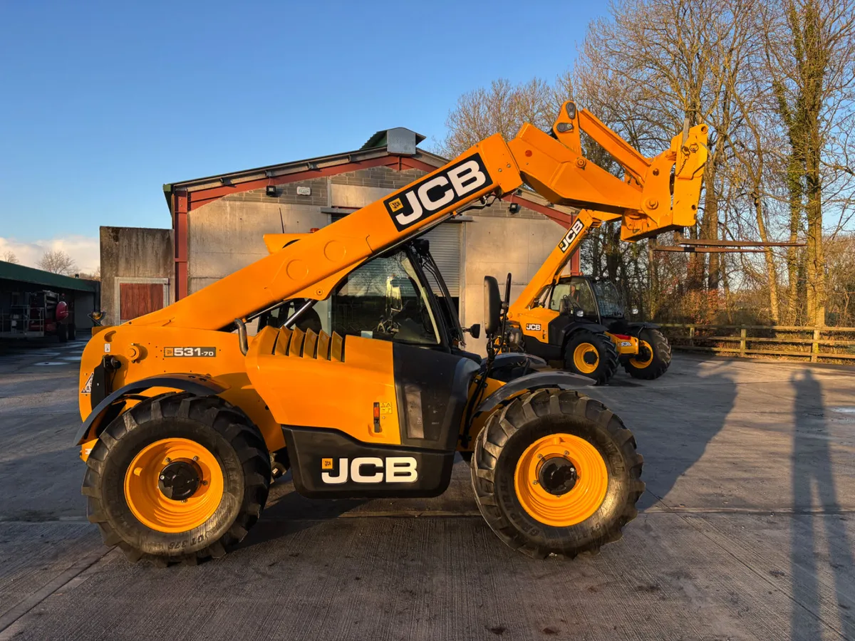 2020 JCB 531-70 AGRI  (2343 HOURS) - Image 2
