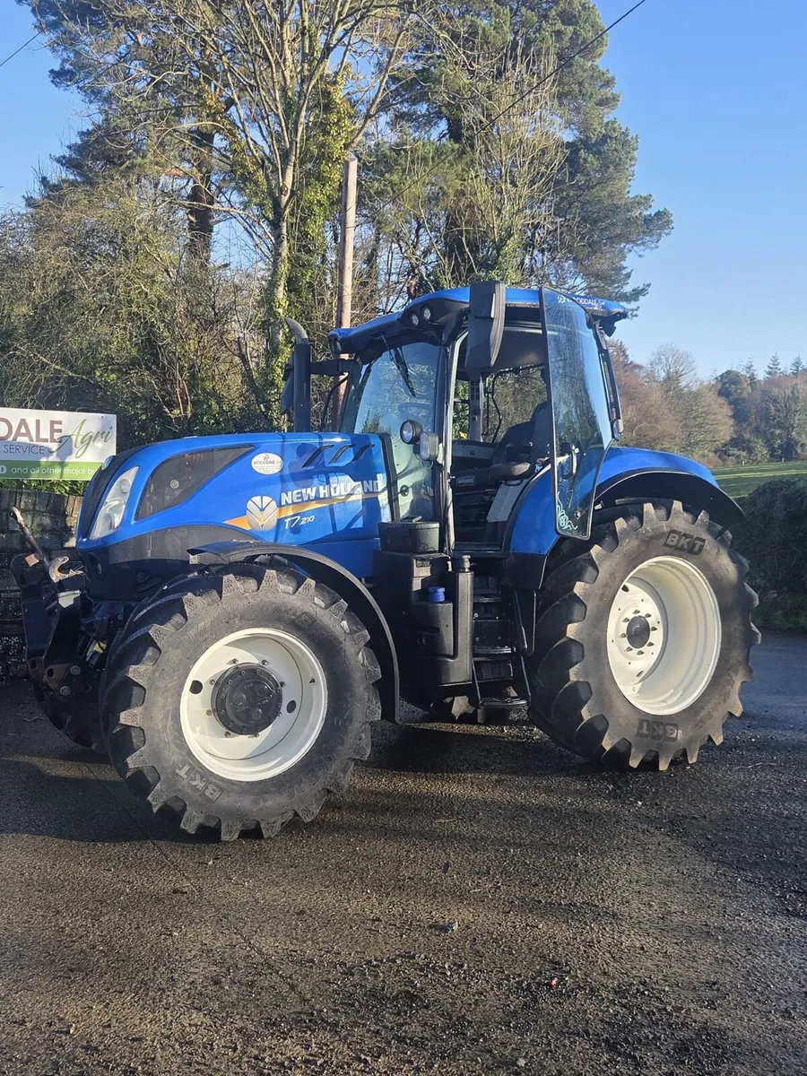 New Holland T7.210 Range Command - Image 2