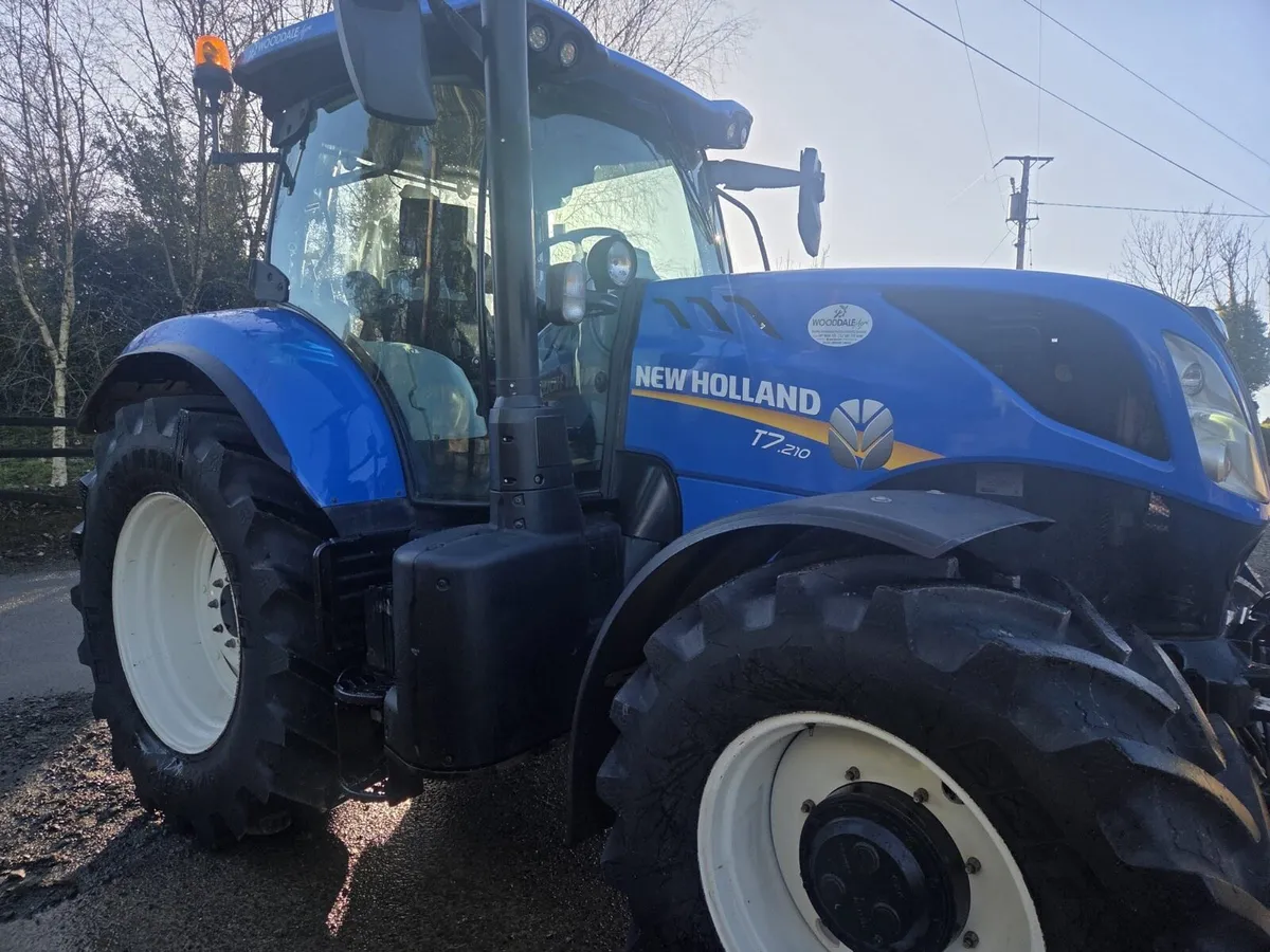 New Holland T7.210 Range Command - Image 3