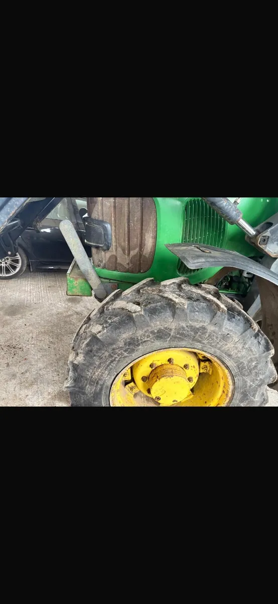 John Deere 6220 - Image 2