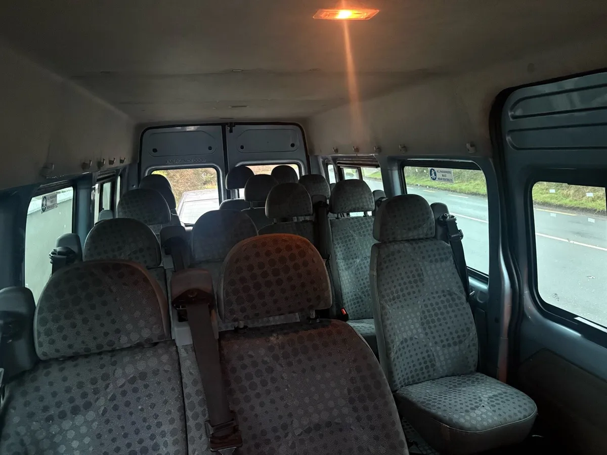 2007 Ford Transit Minibus. - Image 4
