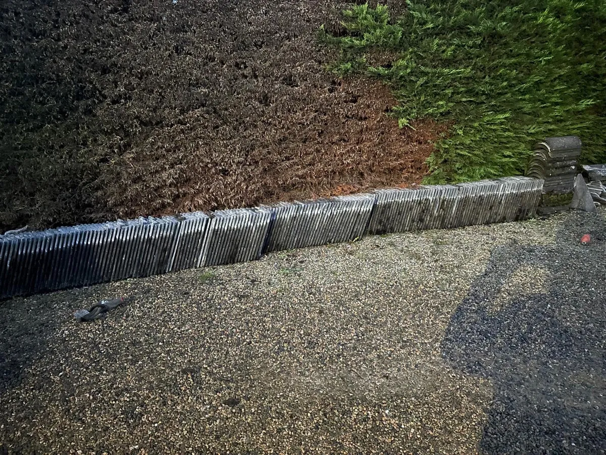 Roof tiles - Image 3