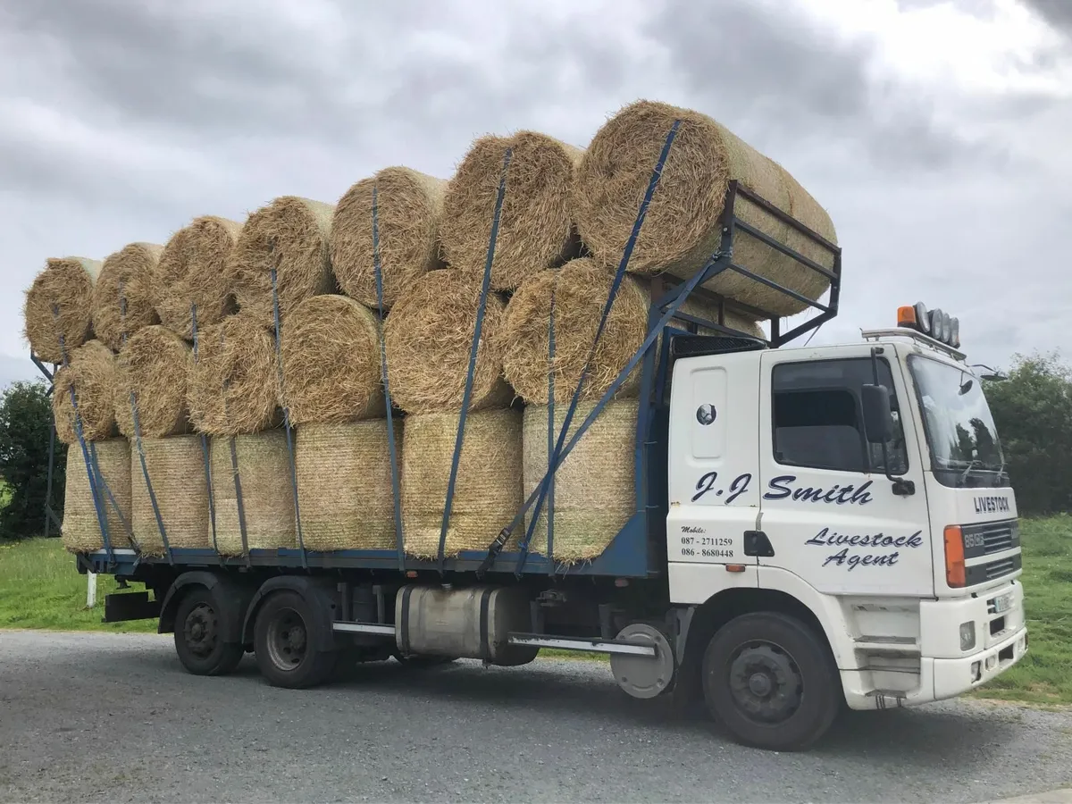 Straw and Hay for sale.