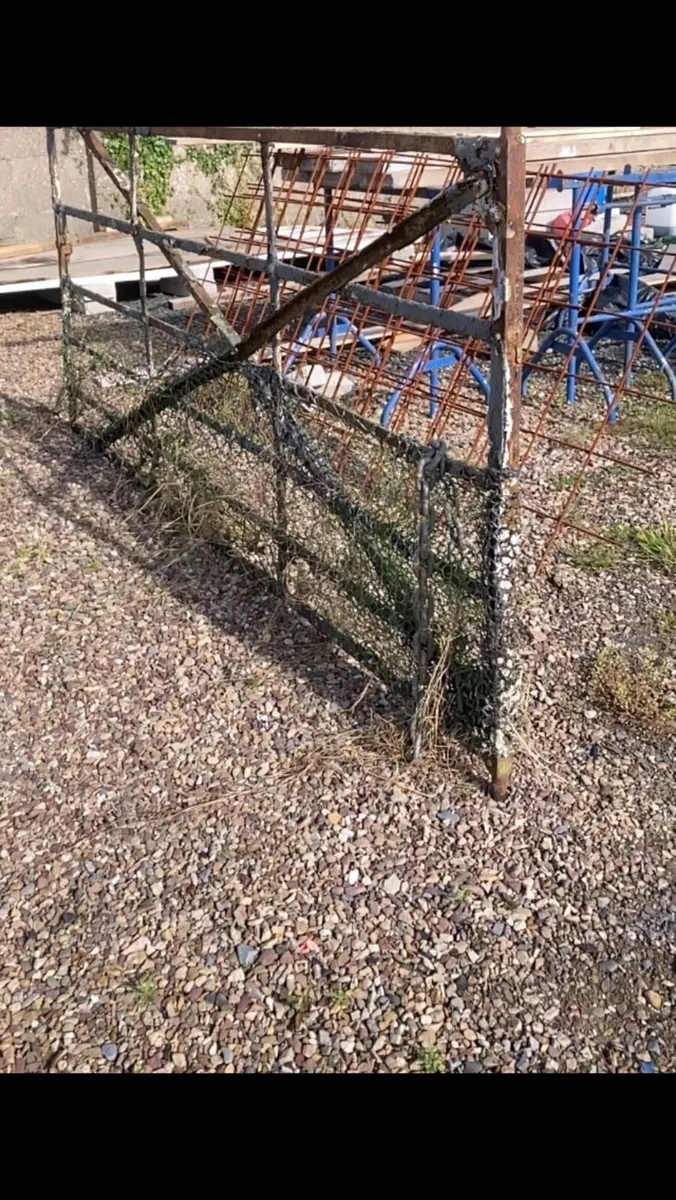 Old forged gate - Image 1