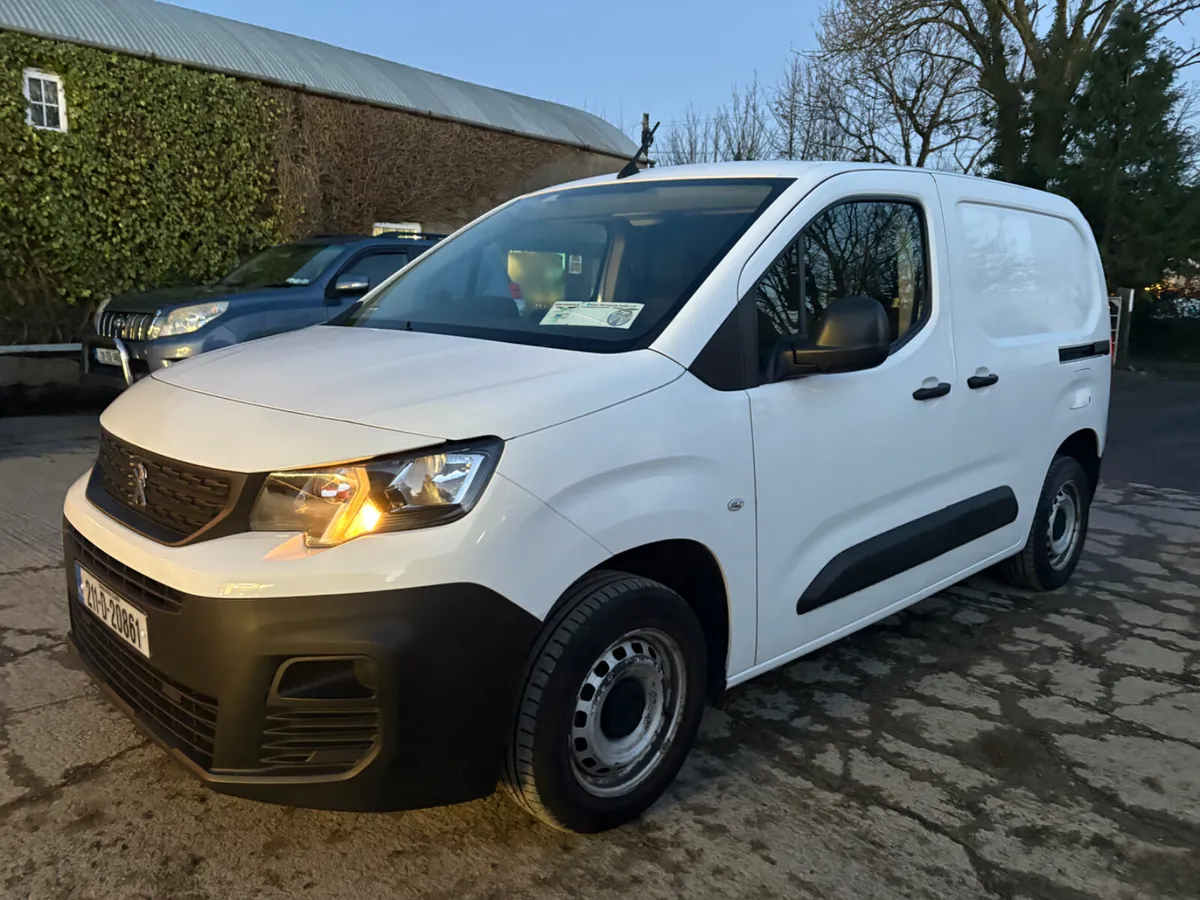 2021 Peugot Partner 1.5 Blue HDi - Image 1