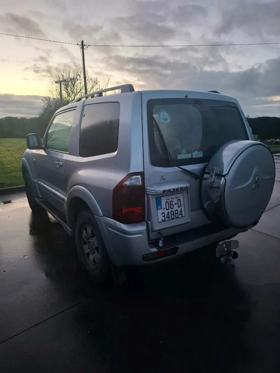 Mitsubishi Pajero - Image 3