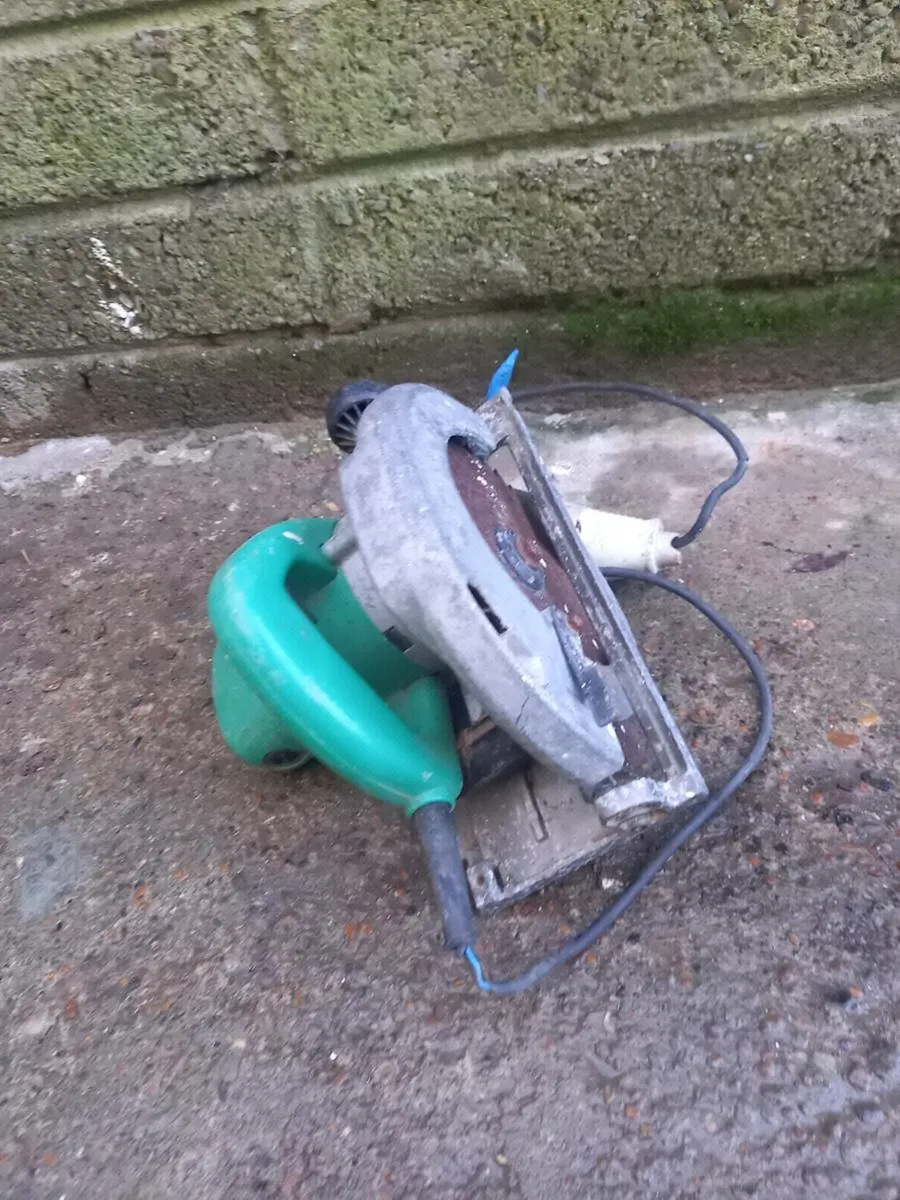 Hitachi Circular Saw - Image 4