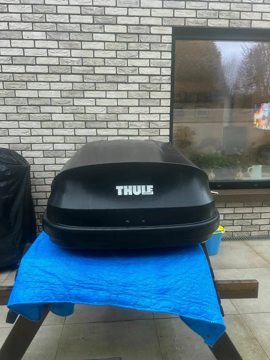 Rooftop box - Image 1