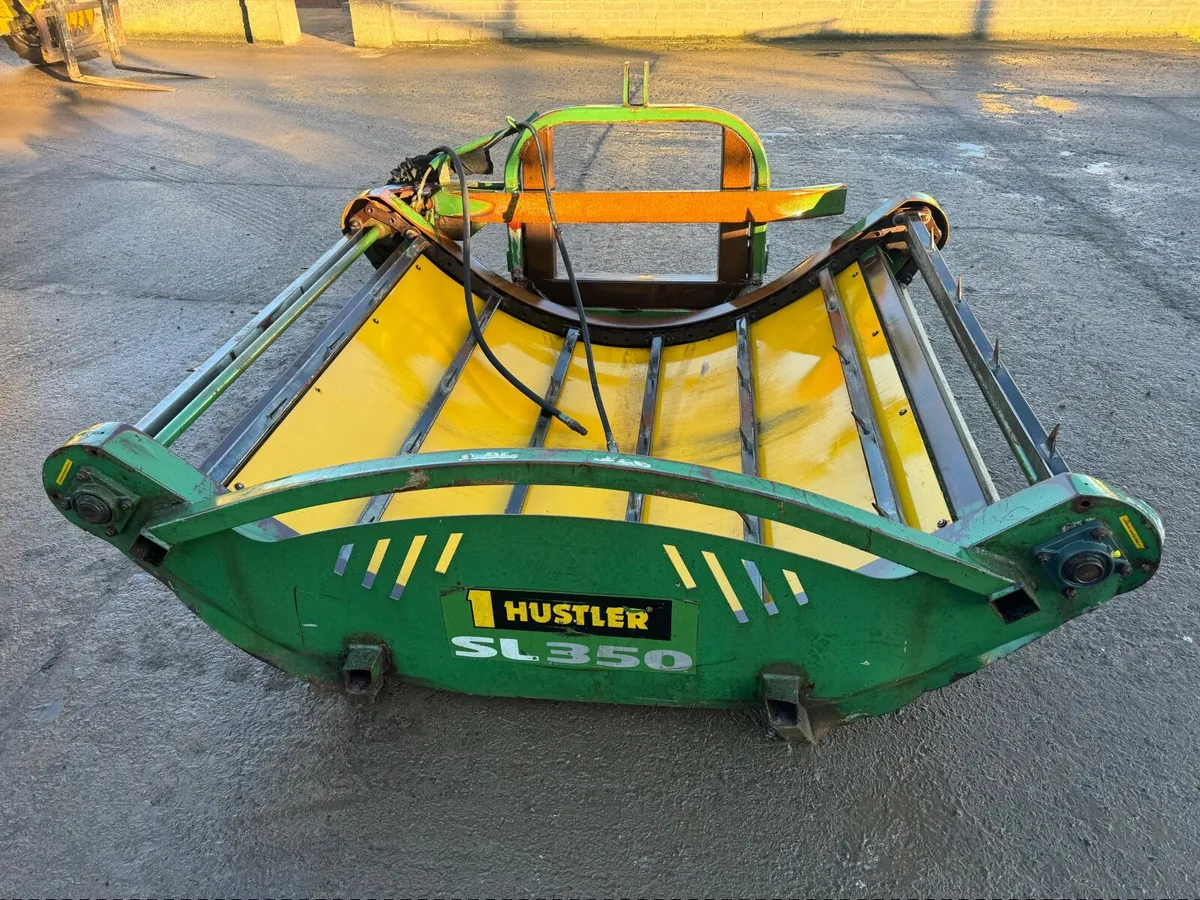 Farm machinery - Image 1