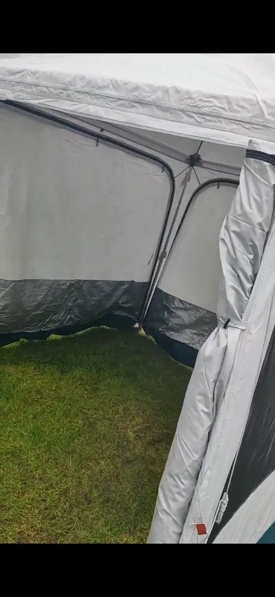 Quechua 4 person tent, gazebo, gas stove - Image 3