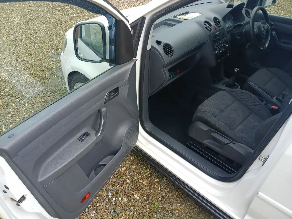 2014 vw caddy - Image 4
