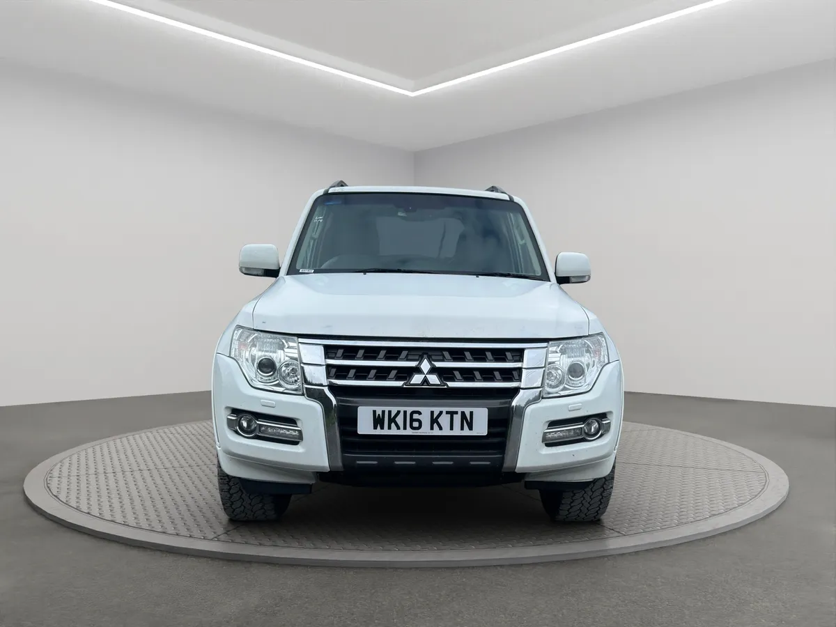 2016 Mitsubishi Shogun Auto - Image 1