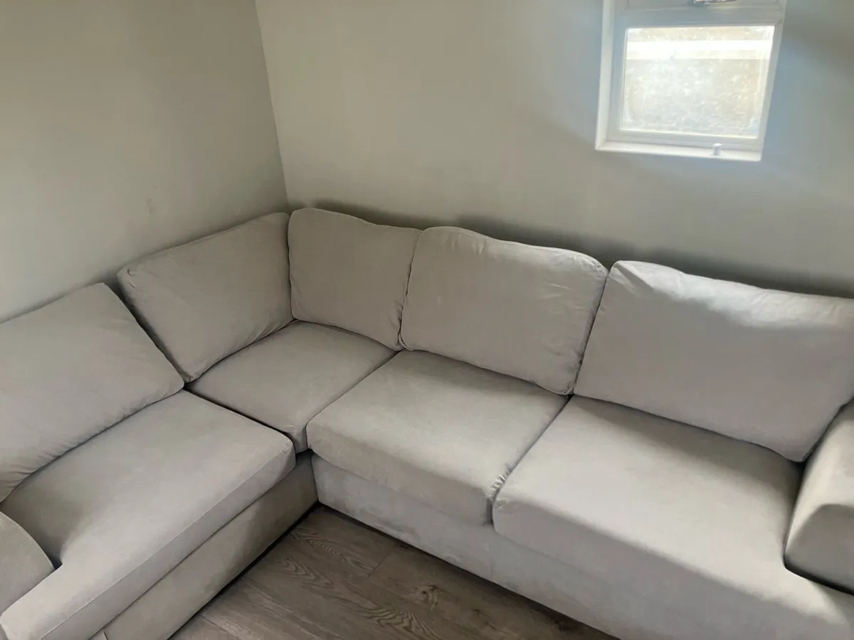 Large modular corner sofa, 5 seater, light grey - Image 3