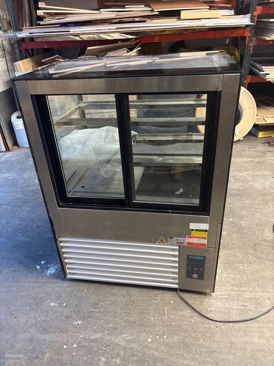 Polar U-Series Deli Display Fridge 285Ltr - Image 4