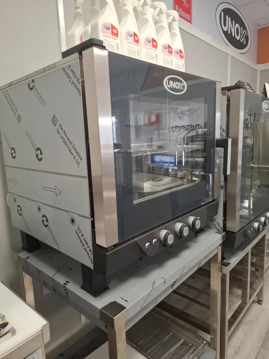 UNOX Electric 5 Grid Combi Oven - Image 2