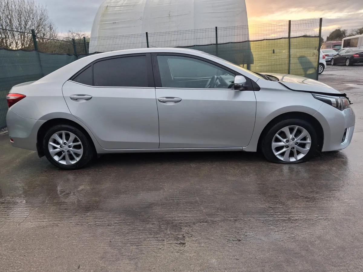 2016 Toyota Corolla  1.4 Diesel - Image 4