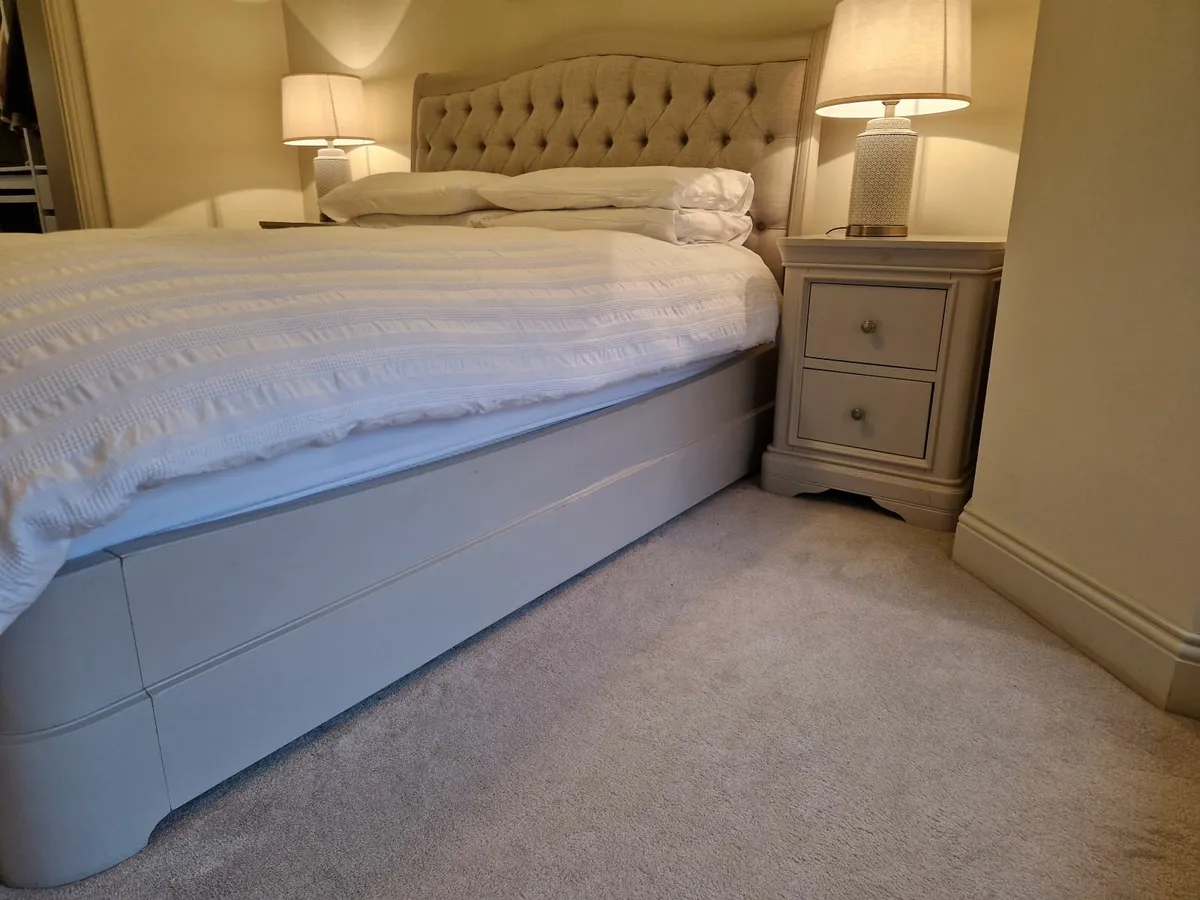 5'Mabel Bed and 2 x lockers - Image 2