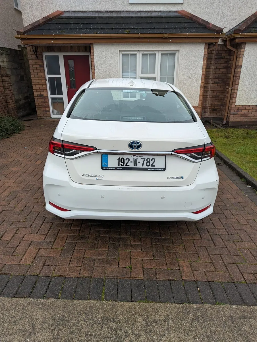 Toyota Corolla 2019 - Image 2