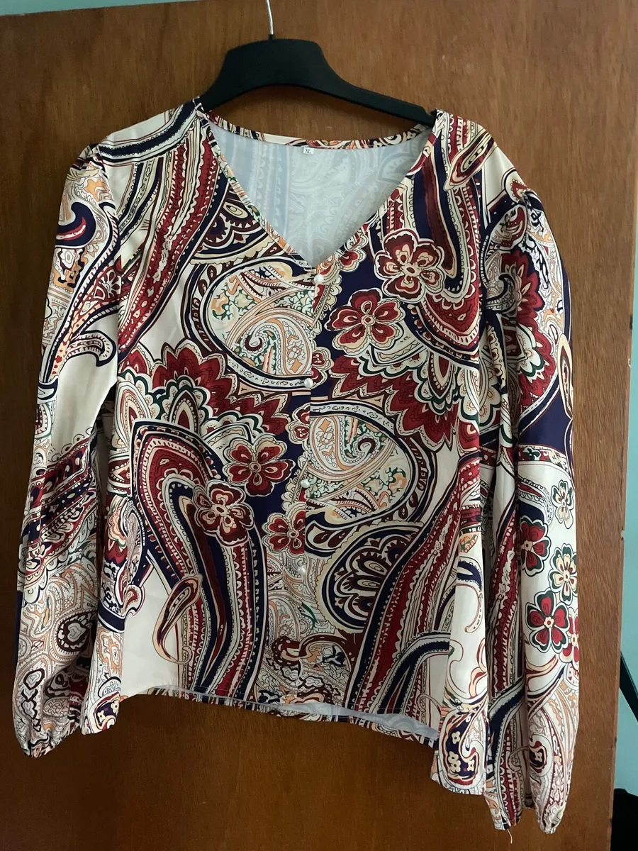 Women’s top - Image 1
