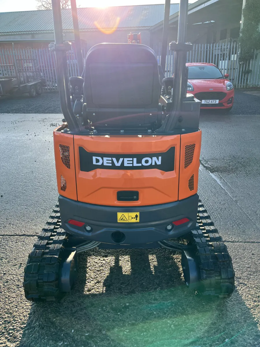 Develon Dx20z - Image 3