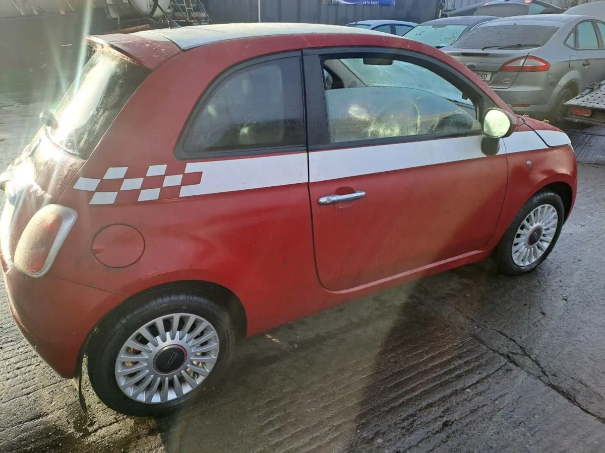 08 Fiat 500 breaking for parts - Image 4