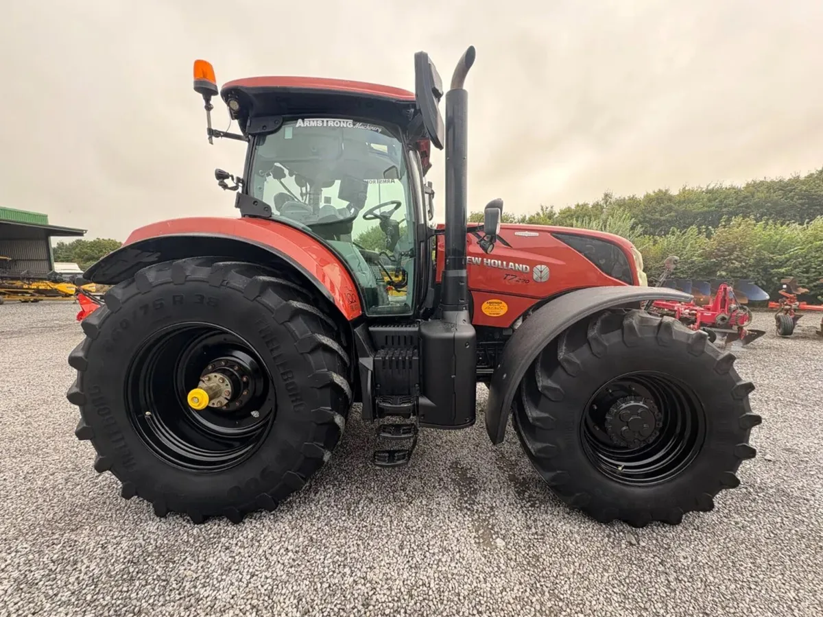 NEW HOLLAND T7.270 - Image 4