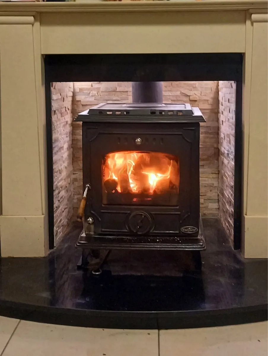 Stove - Image 1