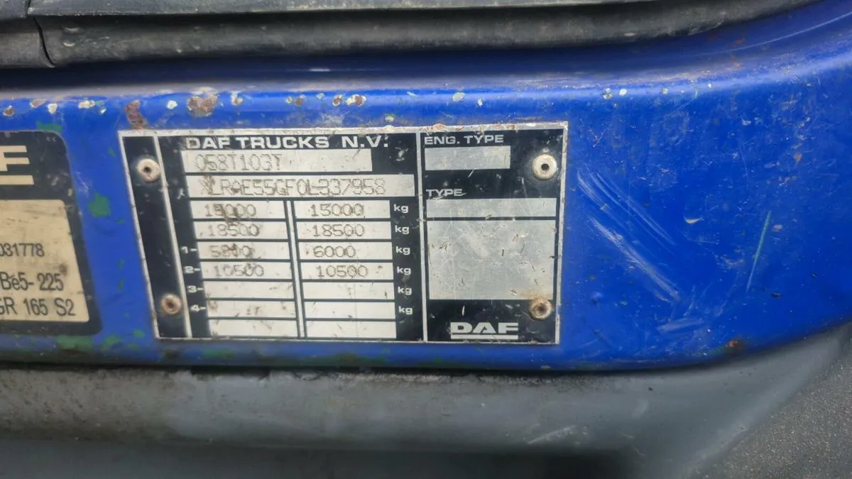 Daf lf55 with crane - Image 3