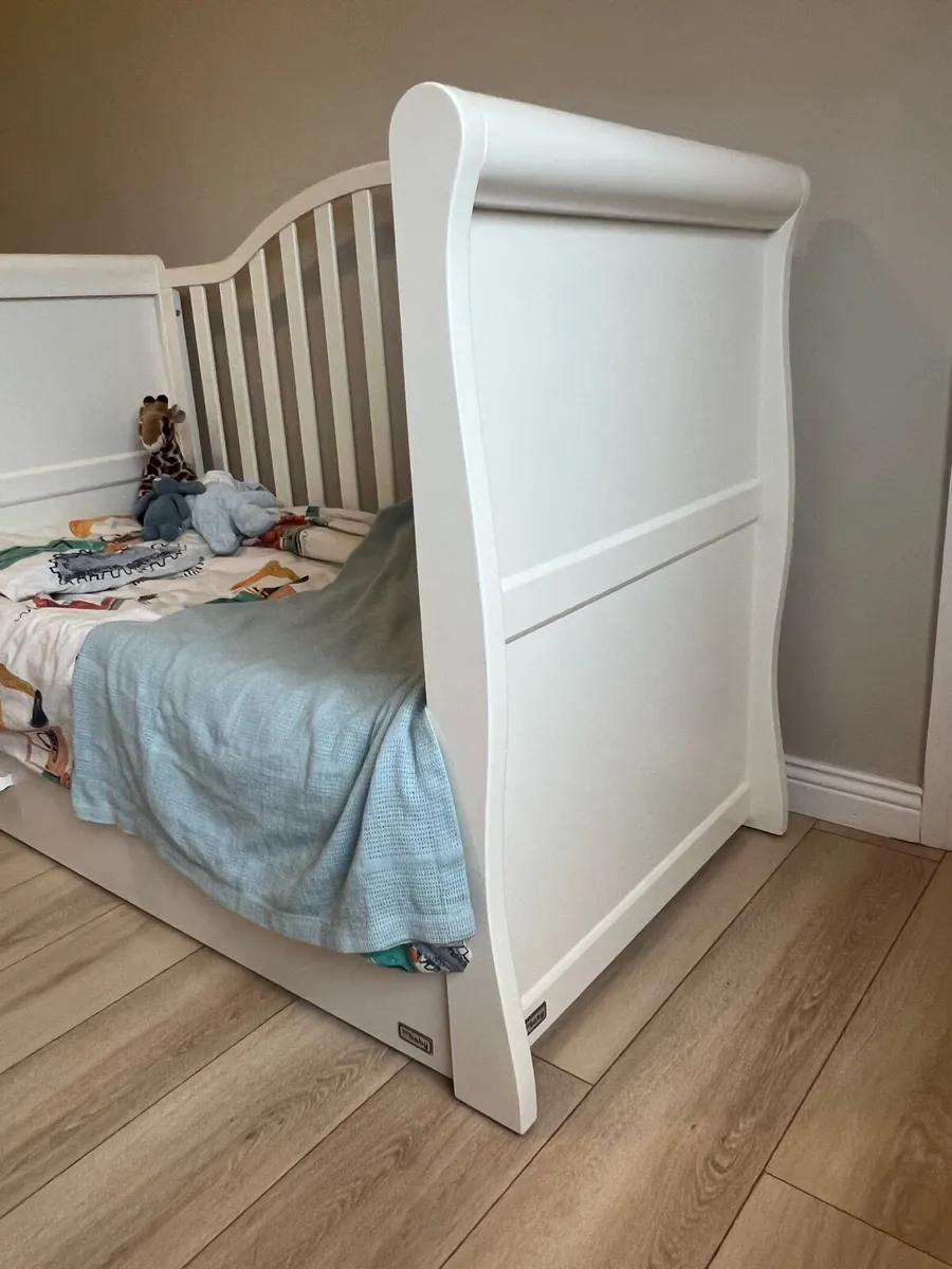 Oslo Sleigh Cot Bed - Image 3