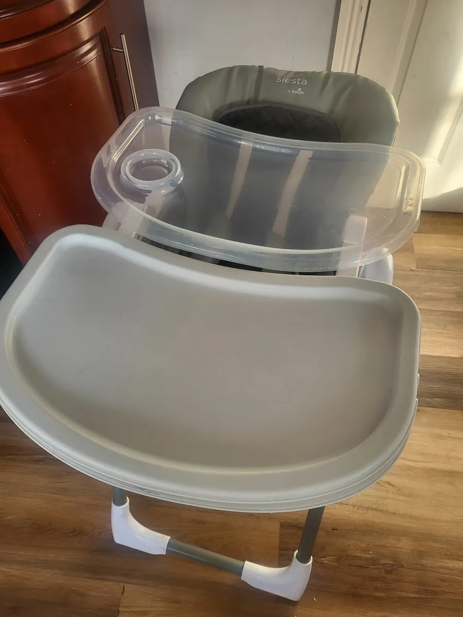 High chair - Image 3