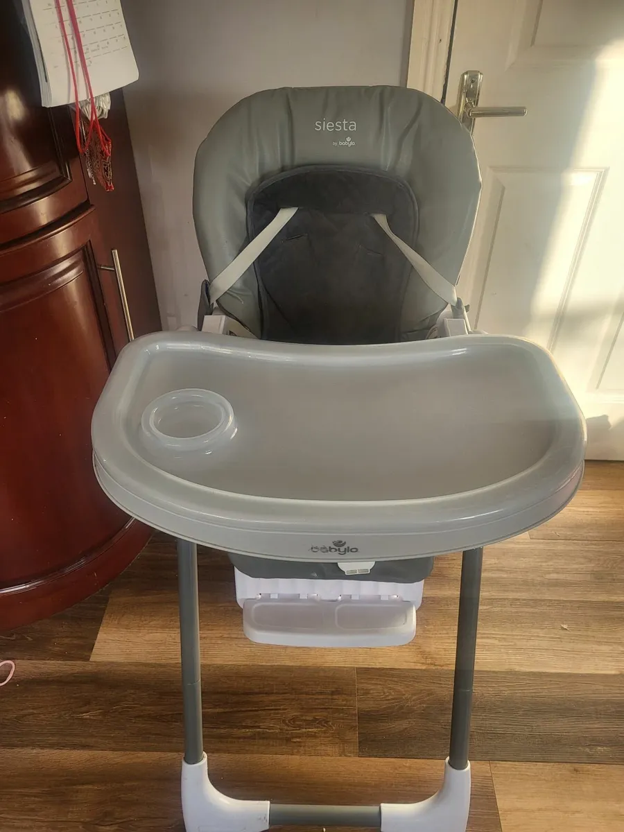 High chair - Image 4