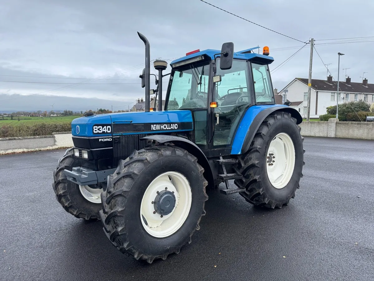 New Holland 8340 - Image 2
