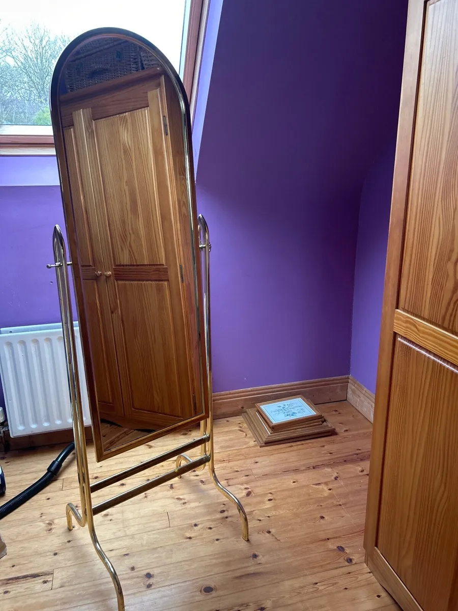 Bedroom mirror - Image 2