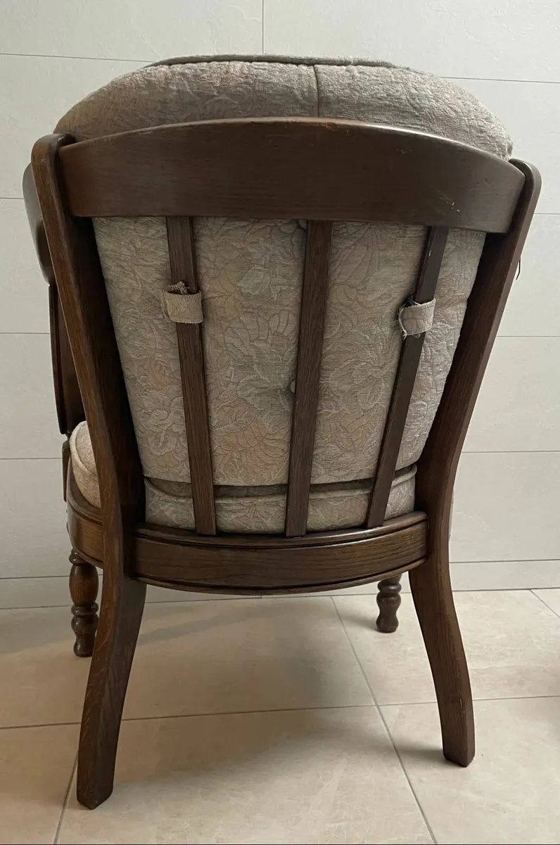 Captain's Chair - Image 4