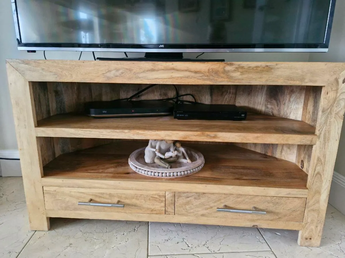 TV unit - Image 1