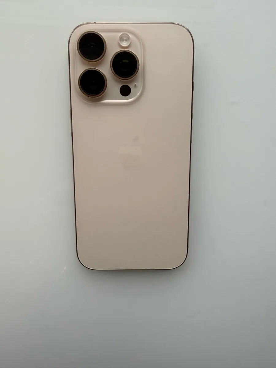 iPhone 16 pro - Image 4