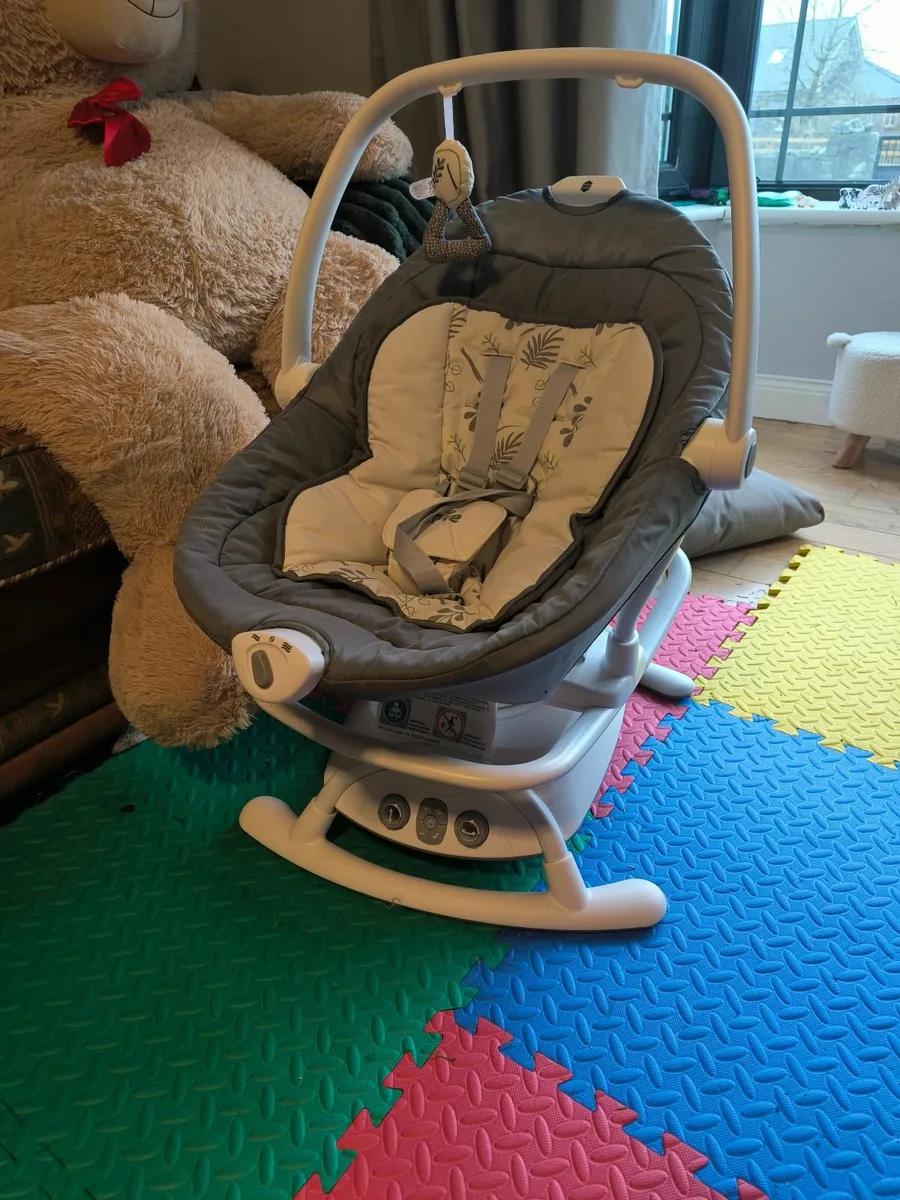 Joie Emeri 2-in-1 Baby Swing and Rocker - Image 1