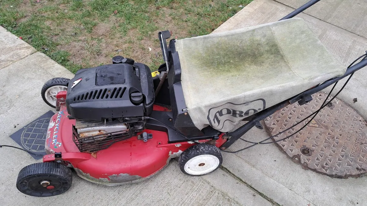 Lawnmower - Image 3