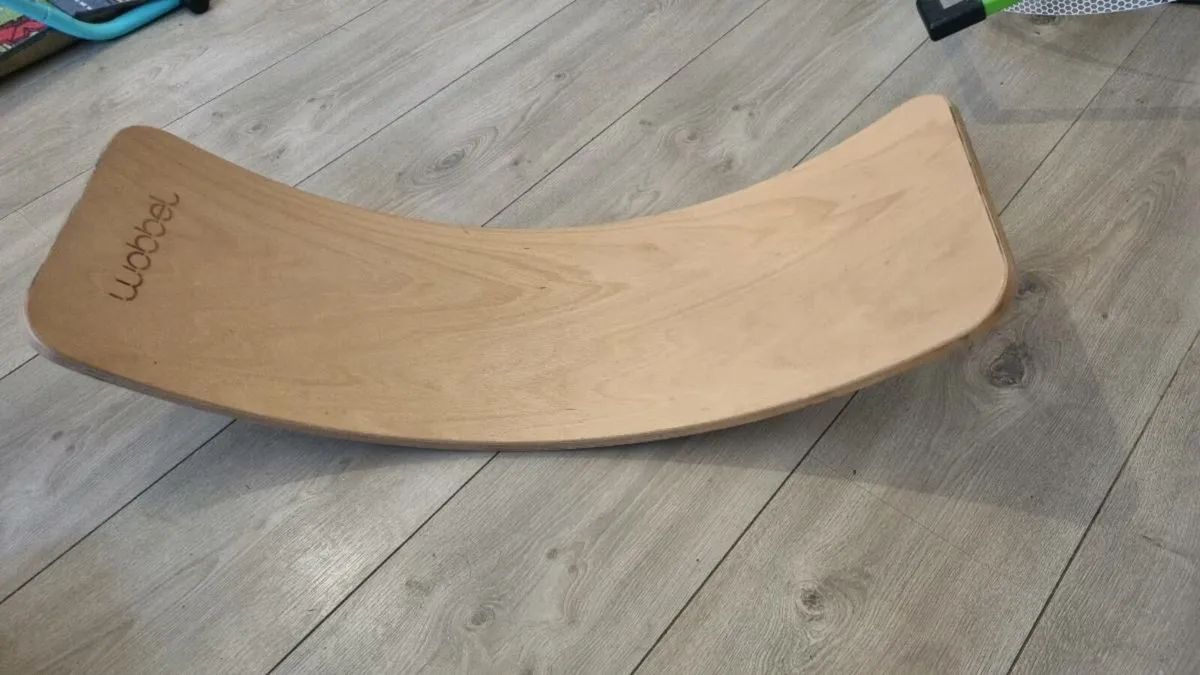 Wobbel Board - Image 1