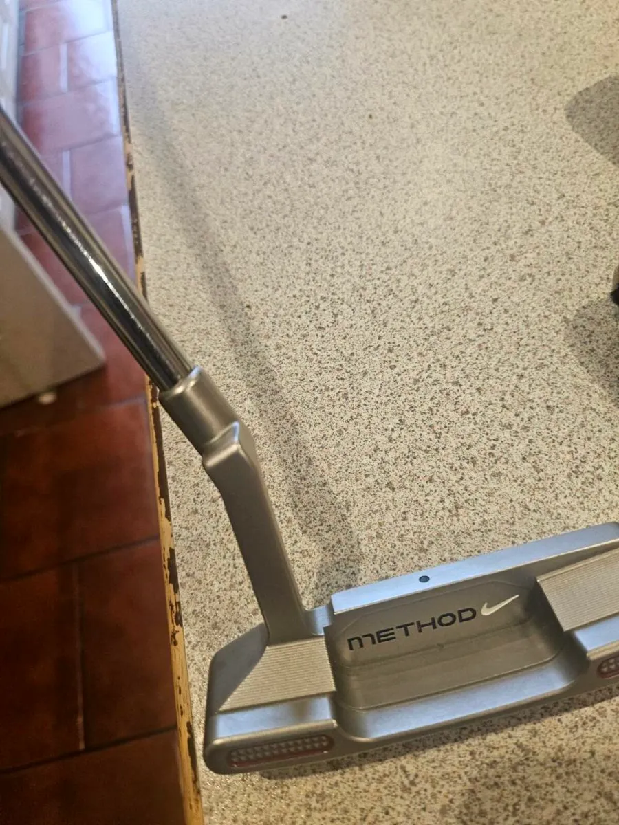 Nike method putter - Image 3