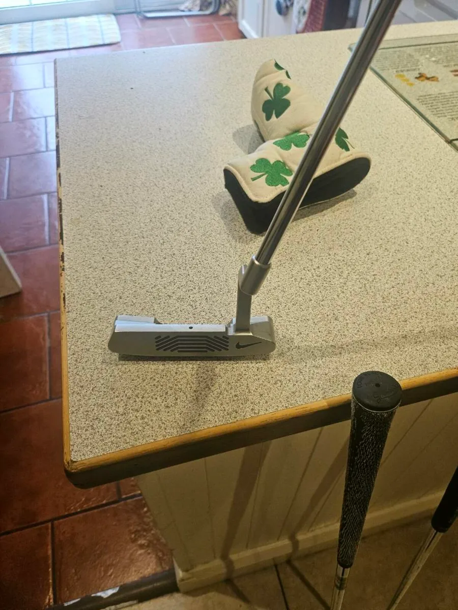 Nike method putter - Image 1