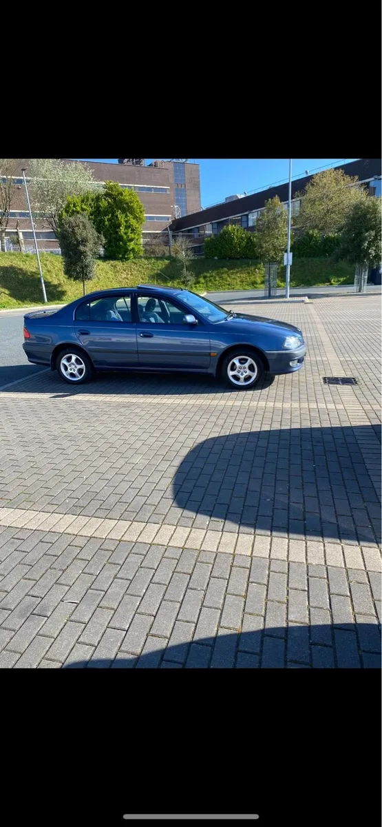 Toyota avensis - Image 1